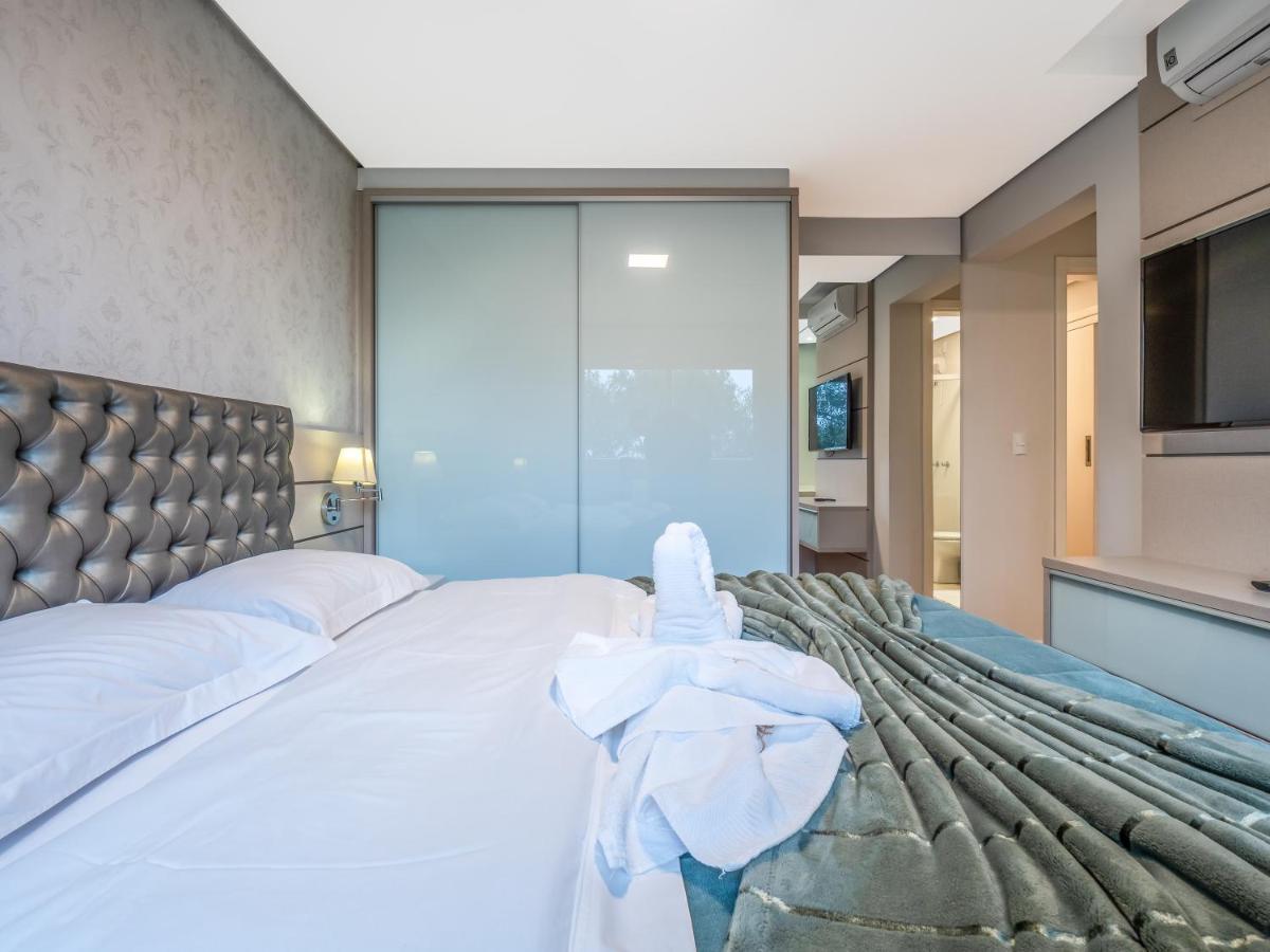 2 Suite, 1 Dormitorio Em Meio A Mata Araucaria A 1,5 Km Centro, Altos De グラマド エクステリア 写真